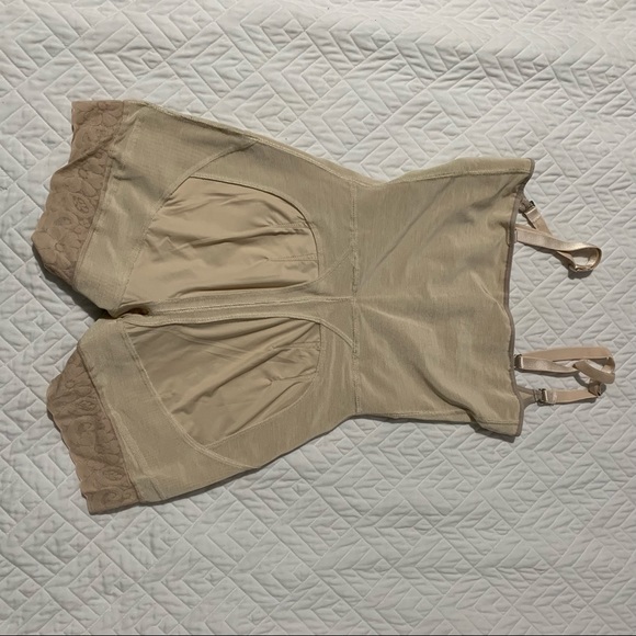 XLarge Fajas Colombianas - Picture 3 of 8